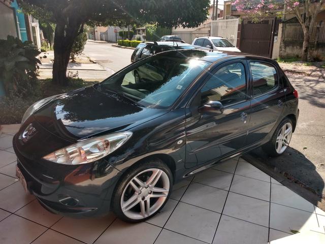 Peugeot 207 - Foto 3