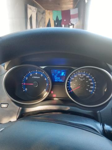 Ix35 2015 carro bem cuidado