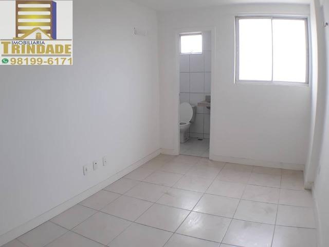 T- Apartamento Calhau, Próximo a Praia _ 3 Quartos - Foto 3