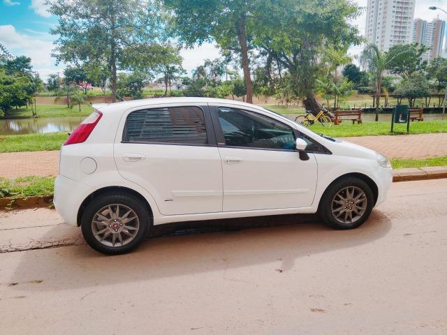 Fiat Punto Essence 1.6 (Flex) 2012 - Completo - Foto 3