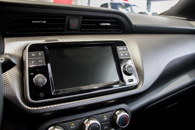 NISSAN KICKS SV CVT 1.6 16V FLEX 5P AUT - Foto 7