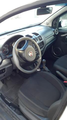 Grand Siena Attractiv 1.4 (Flex) 2013 - Foto 5