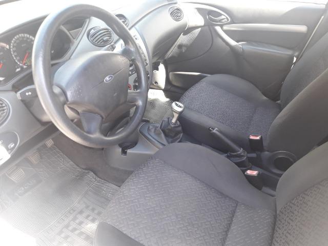 Ford Focus Hatch GLX 1.6 8v flex - único dono - Foto 12