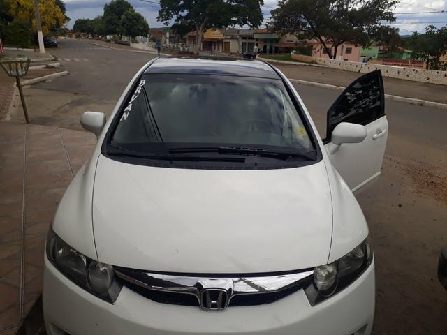 Honda Civic 2010 carro tá novo impecável!