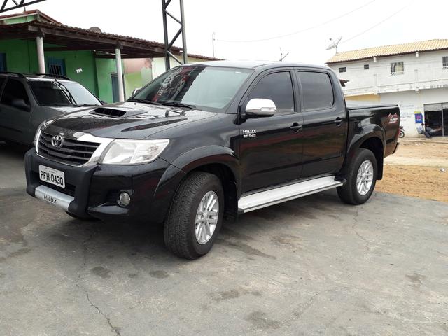 Hilux 2012