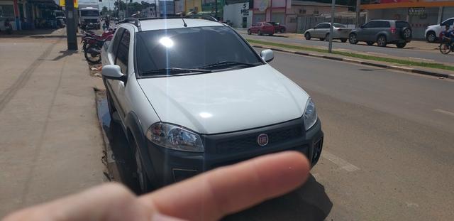 Vendo strad bem conservada carro de mulher - Foto 3