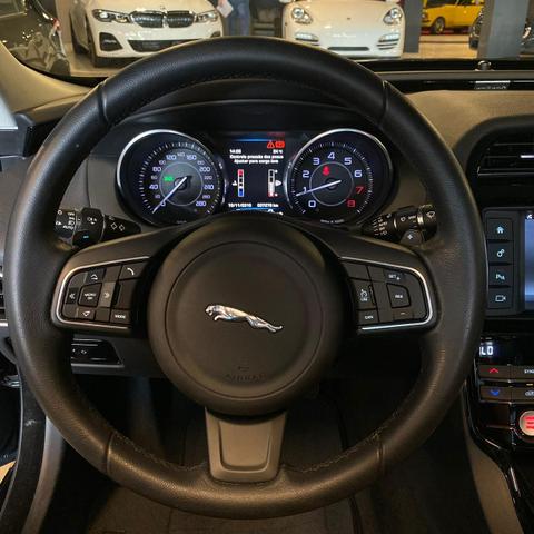 Jaguar XE 2.0 Turbo Pure 15/16 - 7.000km - Foto 4