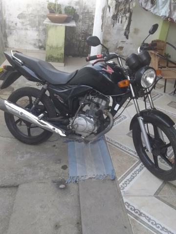 Vendo moto fan 125 ks 2010 toda em dias com placa nova - Foto 3