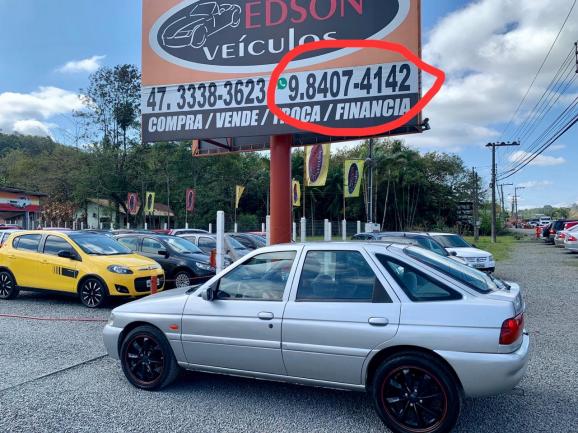 FORD ESCORT 2001/2001 1.8 MPI GLX 16V GASOLINA 4P MANUAL - Foto 4