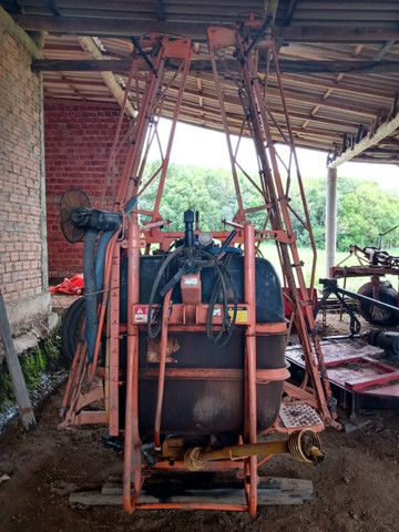 Polvorizador jacto 600