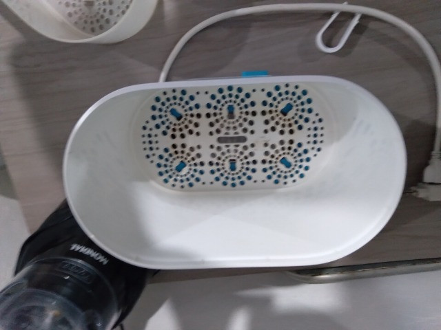 Esterilizador de mamadeira e chupeta ( Philips Avent) - Foto 6