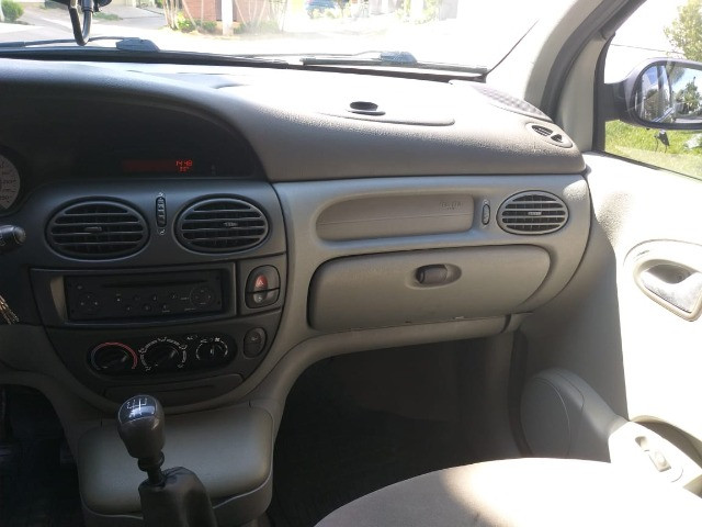 Renault Scénic 2008, 2.0 Privillége 16V gasolina 5P Manual - Foto 8