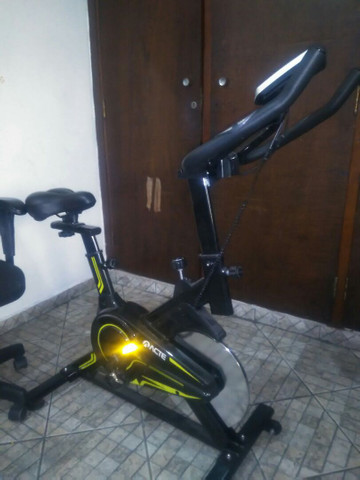 Bicicleta Spinning Acte E16 usada - Foto 3