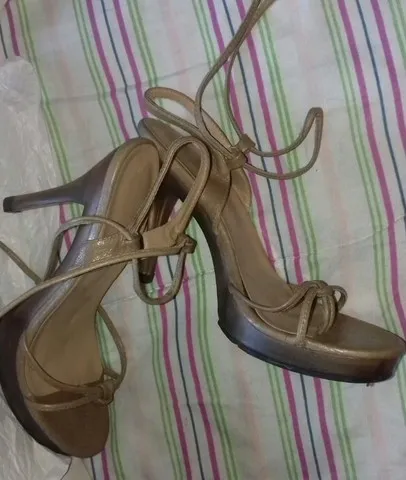Sandália Nude Salto Alto 34