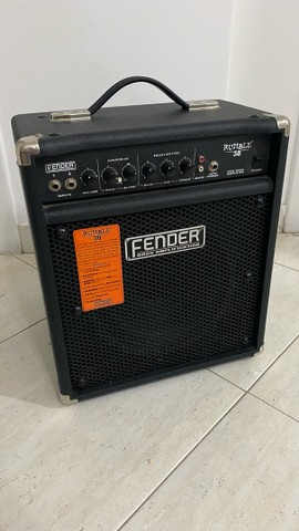 Cubo Fender Rumble 30