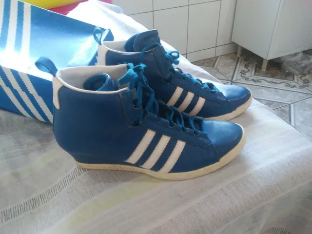vendo lindo tênis botinha sneaker feminino