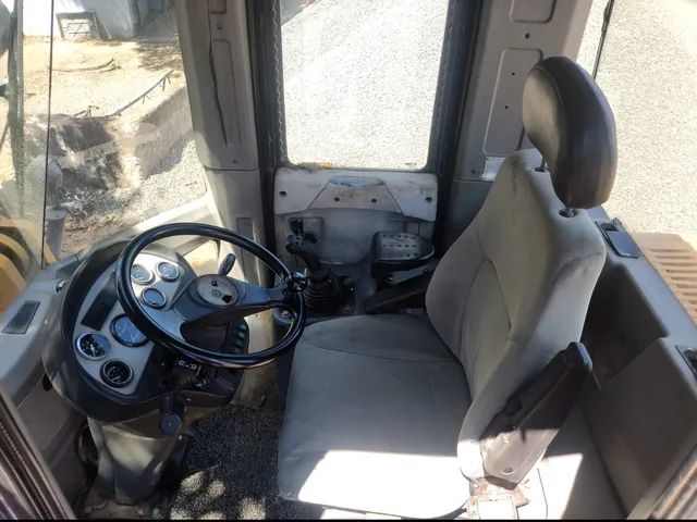 Pá Carregadeira XCMG ZL30BR ano 2016 com 3100 horas, com motor zero, em SP - Foto 4