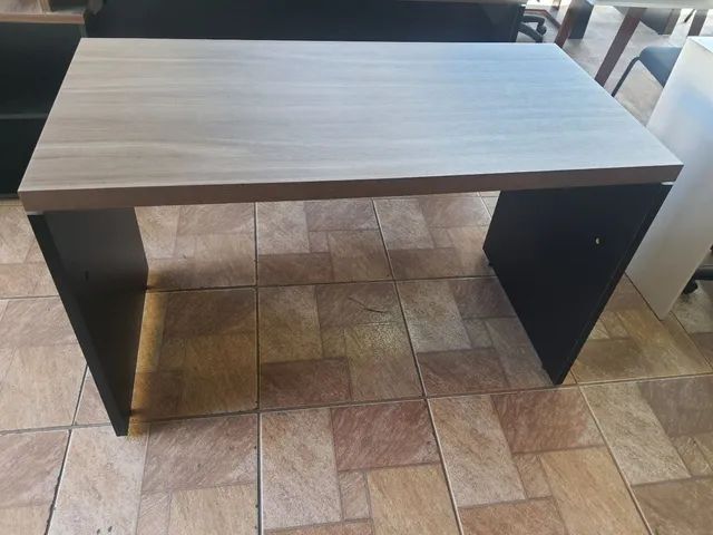 Mesa reta escrivaninha  - Nova