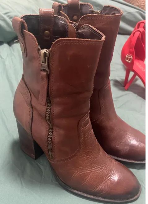 Bota Couro Legítimo Tamanho 37 Ótimo Estado