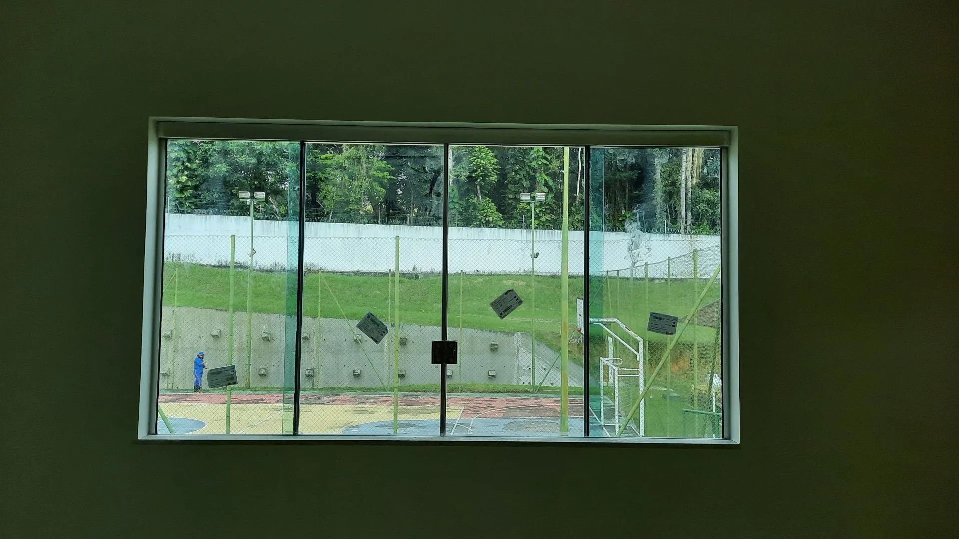 JANELAS DE CORRER EM VIDRO TEMPERADO BLINDEX  - Foto 4