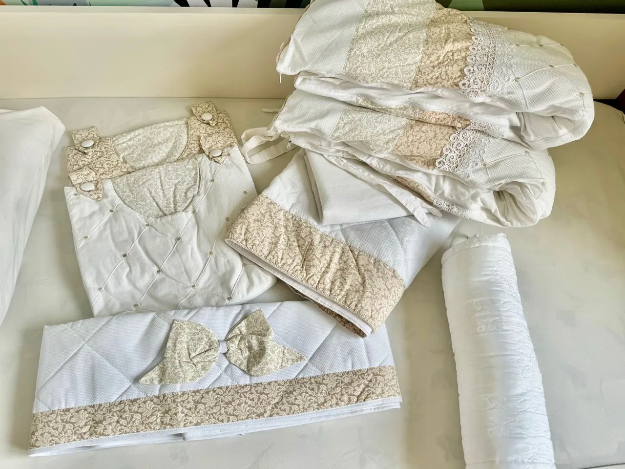 Berço clássico capitonê  - Foto 2