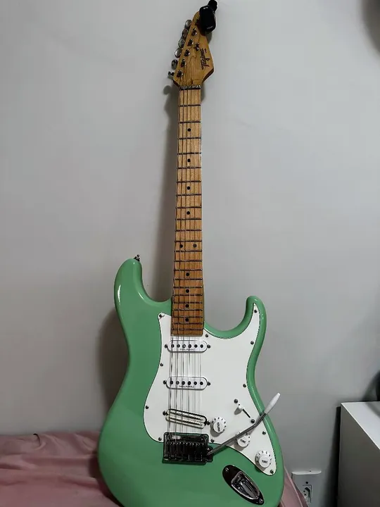 Guitarra Tagima T-635