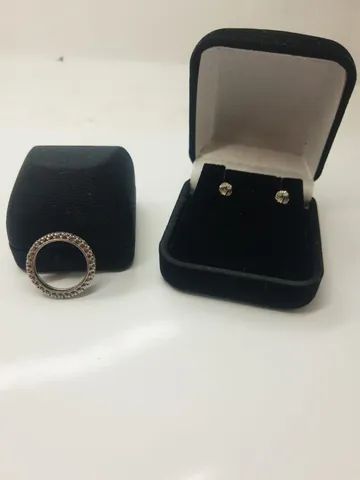 Aliança Em Platina E Brincos Em Ouro Branco E Brilhantes. - Foto 5