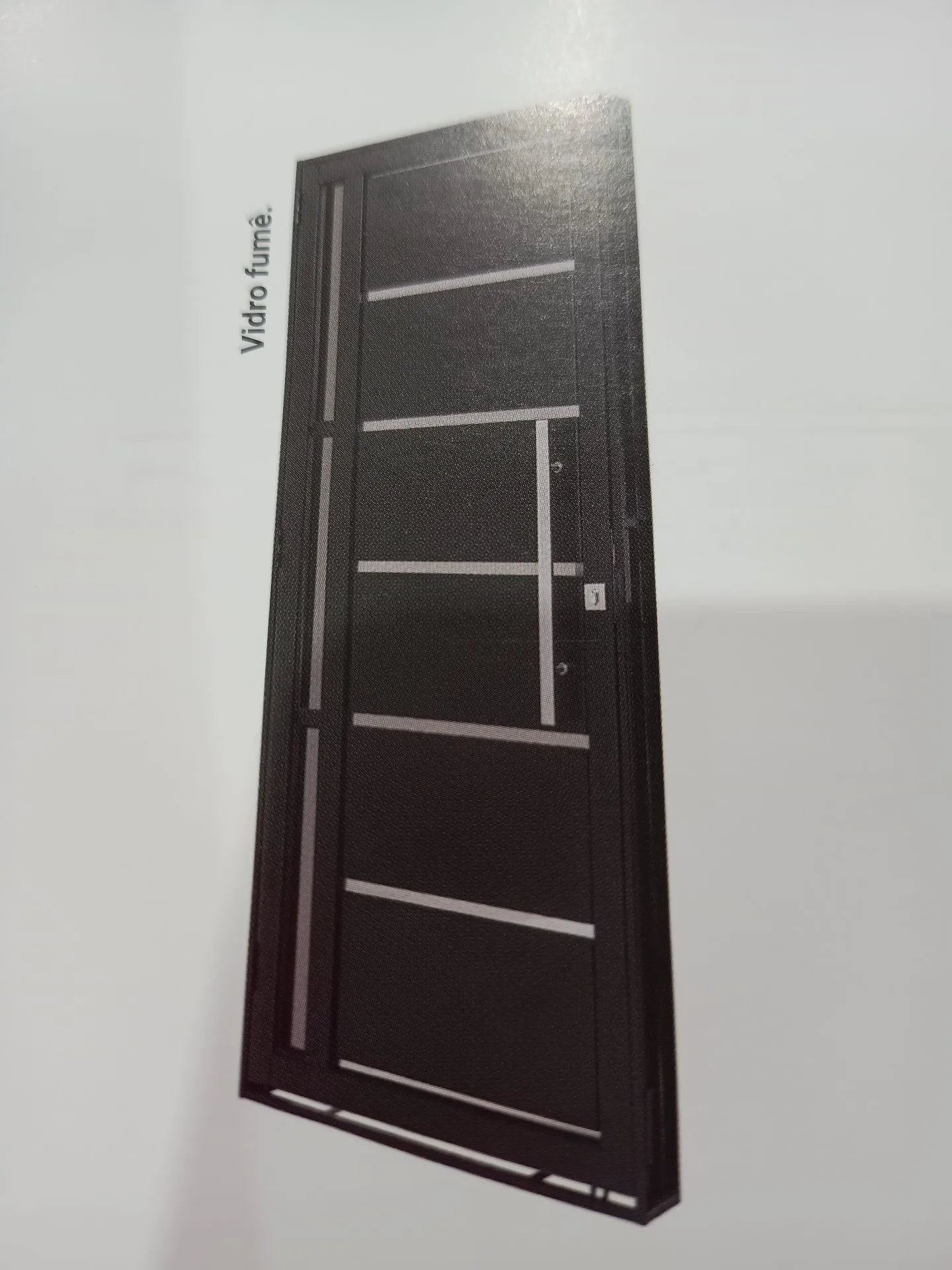 Porta com detalhe Vidro Fumê Nova 1.00 x 2.15 Aço Preto