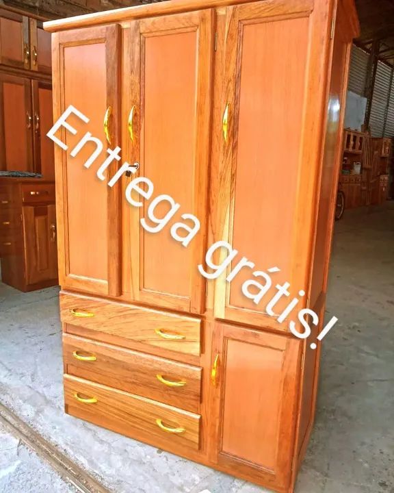 Guarda roupa de solteiro 3 portas NOVO!