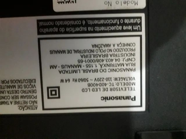 Vendo Tv 40 polegadas detalhe na lateral funcina perfeitamente aceito proposta
