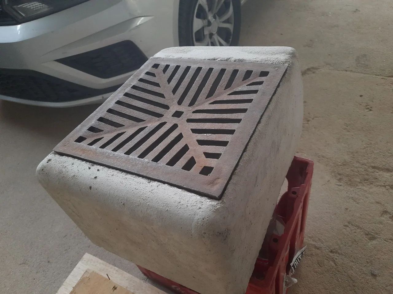 Mini churrasqueira de concreto 64363738935041122