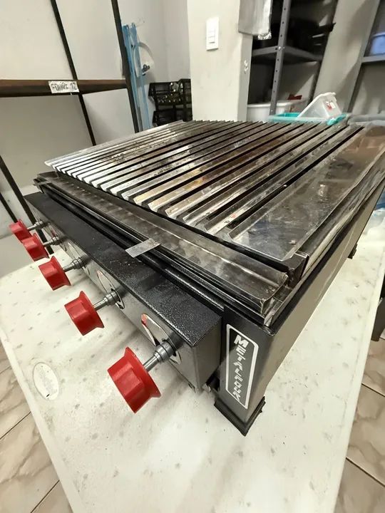 Churrasqueira a Gás 6 Queimadores - Foto 2