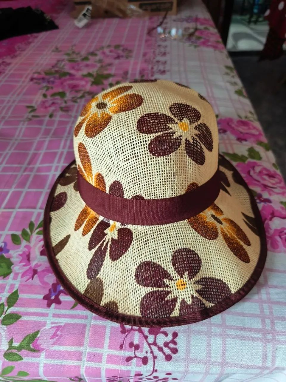 Chapéu feminino floral