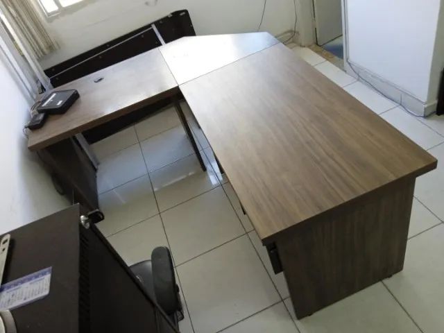 Mesa de Escritório em L Gebb Work em MDF Marrom 74 cm x 185 cm x 155 cm - Foto 2