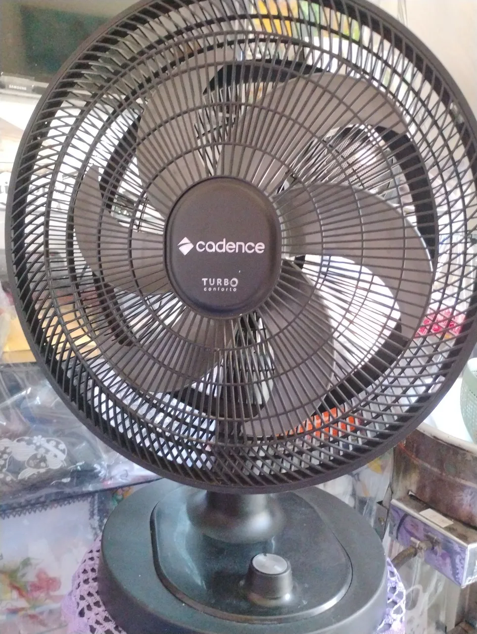 Ventilador de Mesa Cadence Turbo Conforto