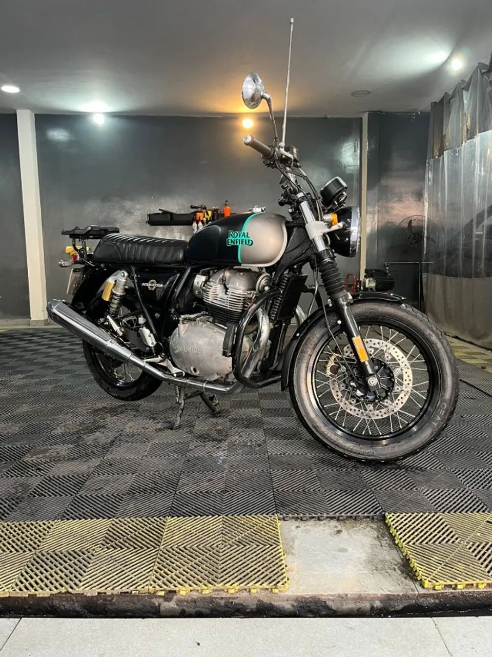 Royal Enfield Custom 650cc ABS 2022 1447726773 OLX