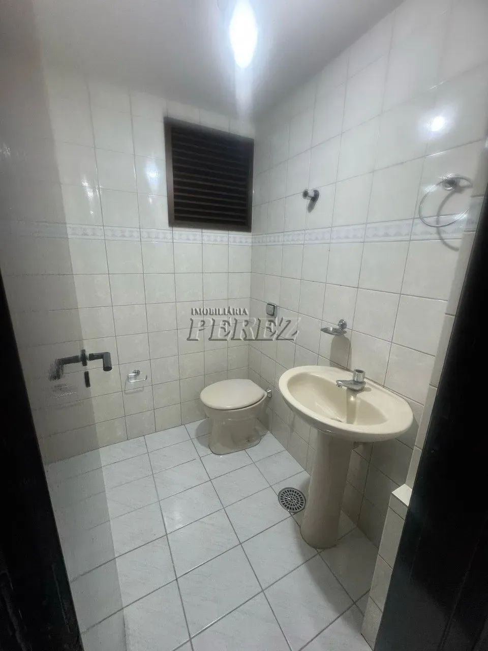 Sala comercial para locação no centro em Londrina, Edifício Oscar Fuganti. - Foto 5