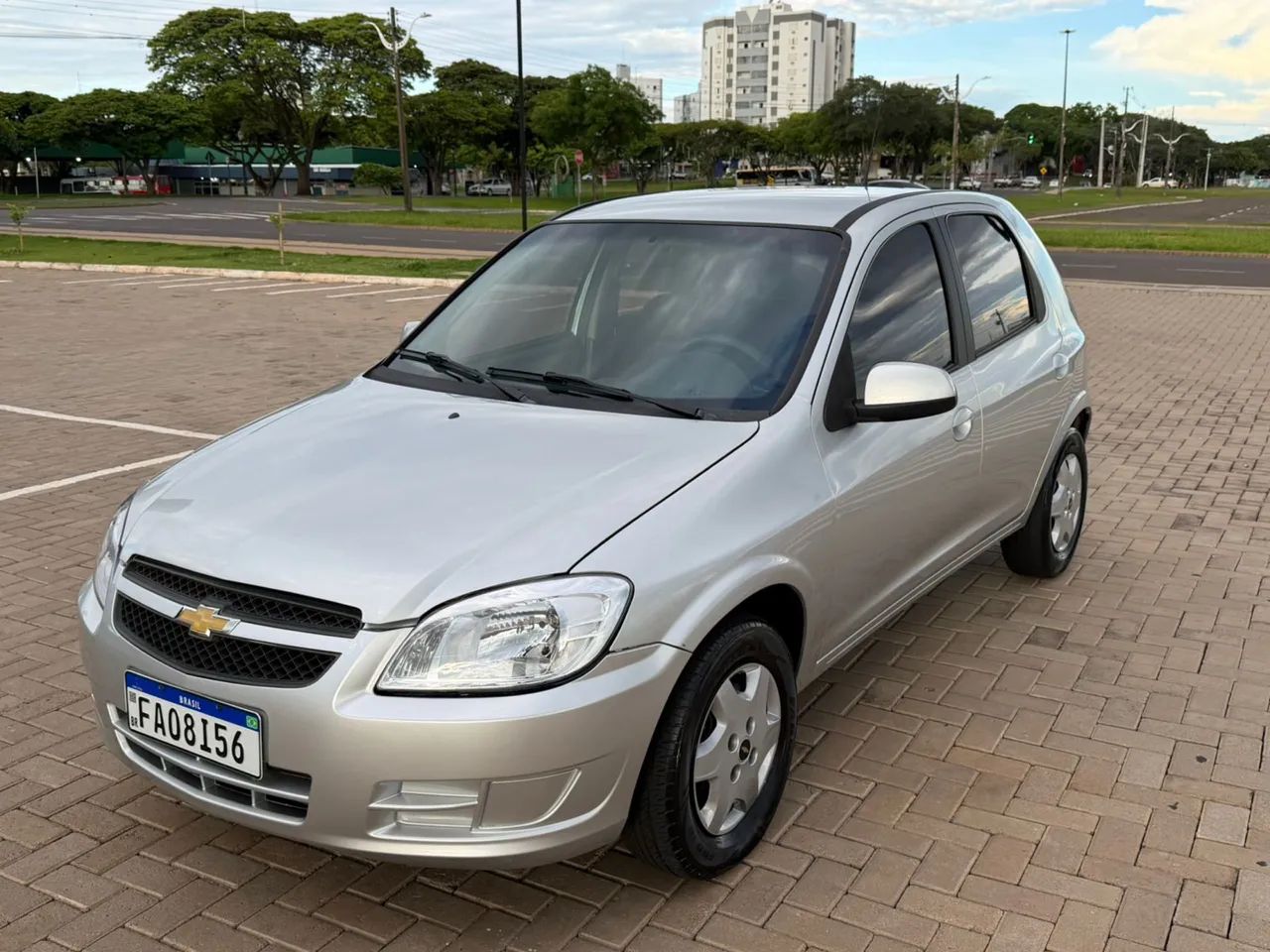 Chevrolet Celta Spirit/ LT 1.0 MPFI 8V Flexp. 5P 2013 - Foto 2
