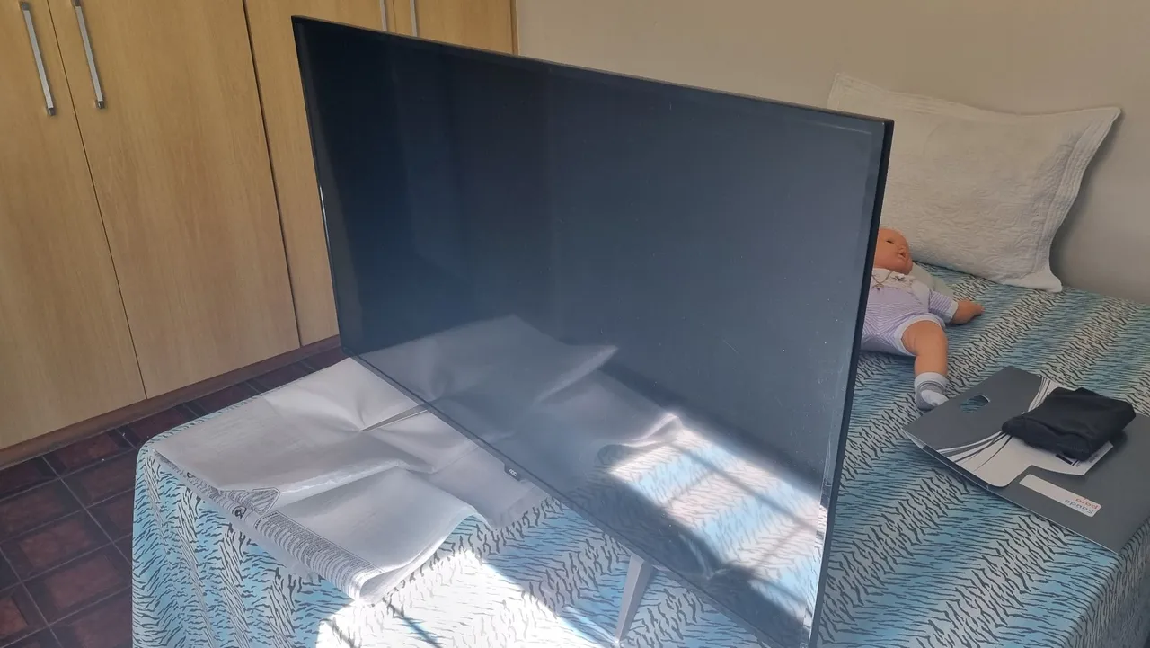 TV FullHD Smart com Tela 50".