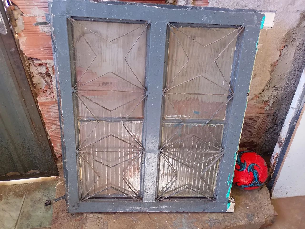 Janela de ferro 80 cm