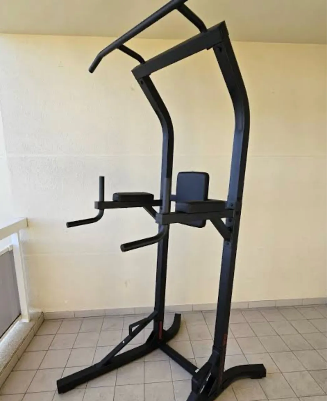 Suporte para exercícios de barra e paralelas