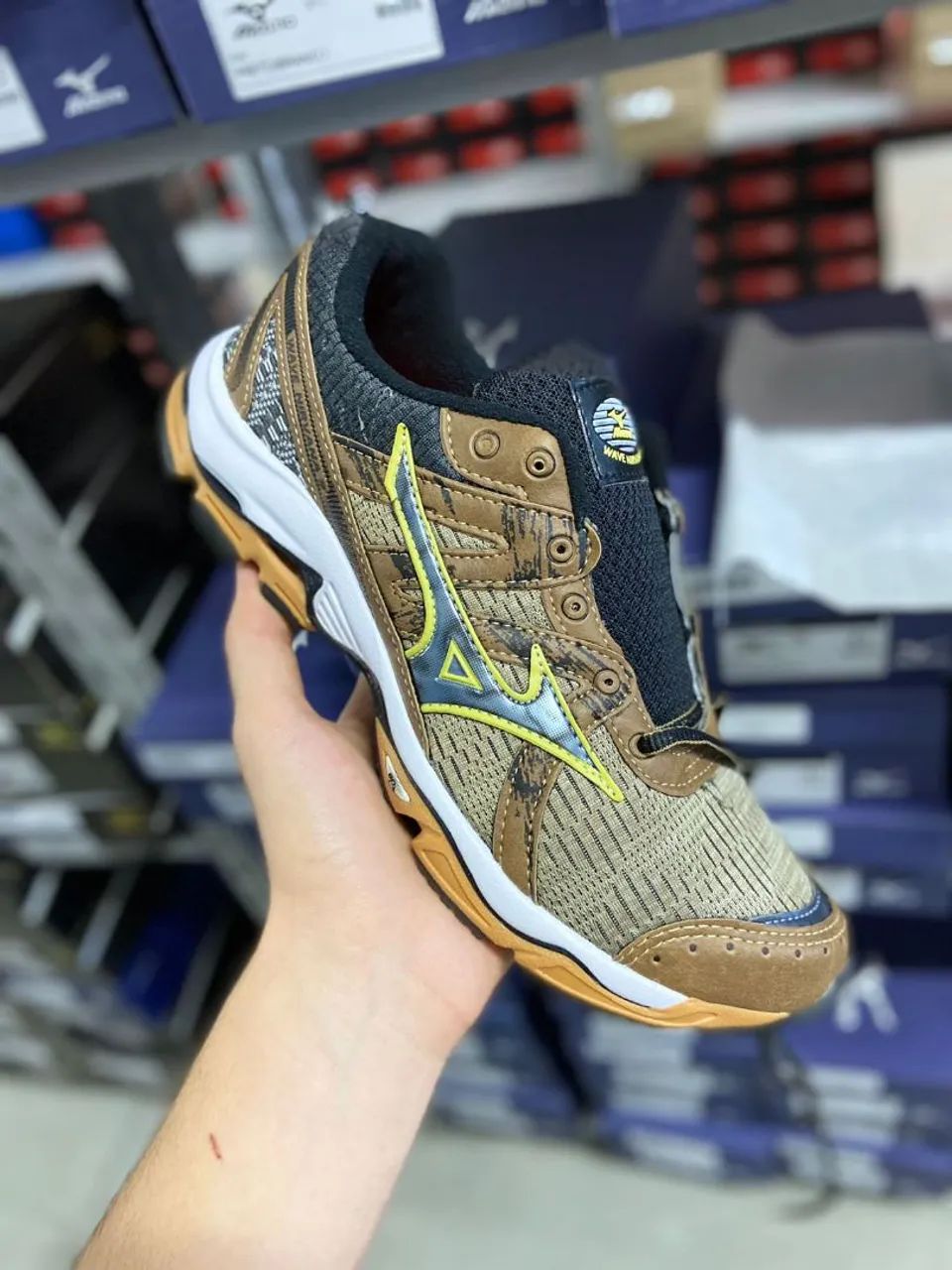 Tênis Mizuno Wave Rider 26 - Conforto e Estilo!