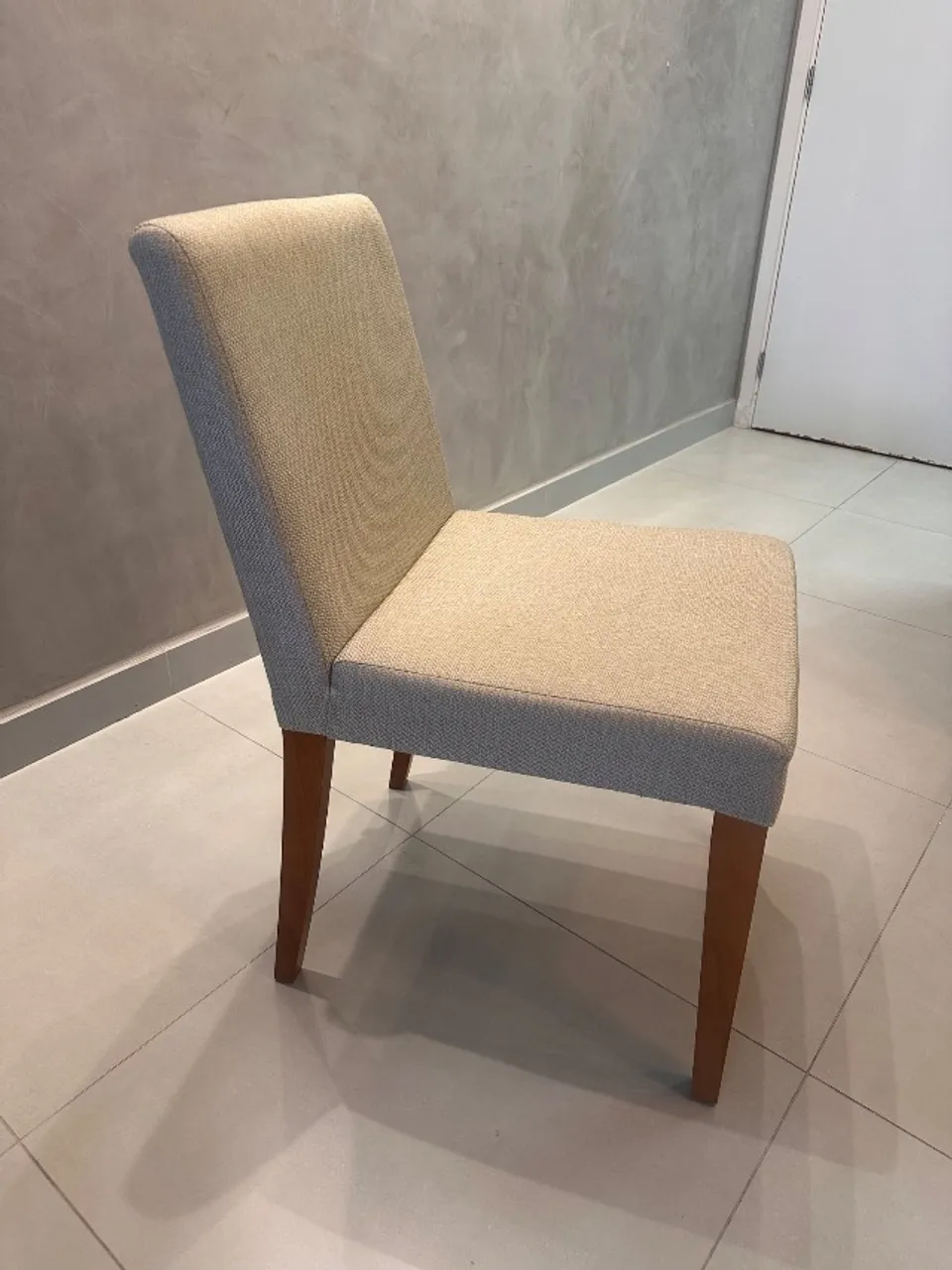 Conjunto de 4 cadeiras para mesa
