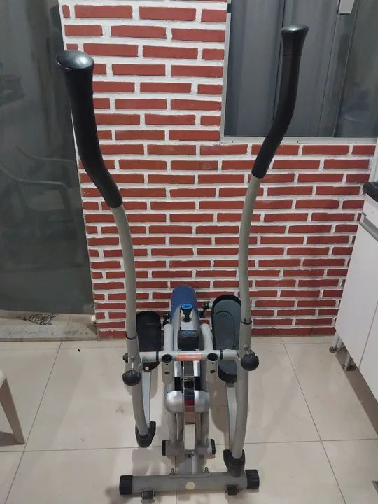Elíptico Poli Shop - Ótimo estado! - Foto 4
