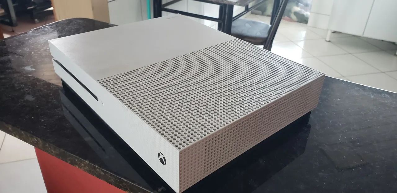 Xbox One S 1TB + Jogos Inclusos - Ótimo Estado! - Foto 6