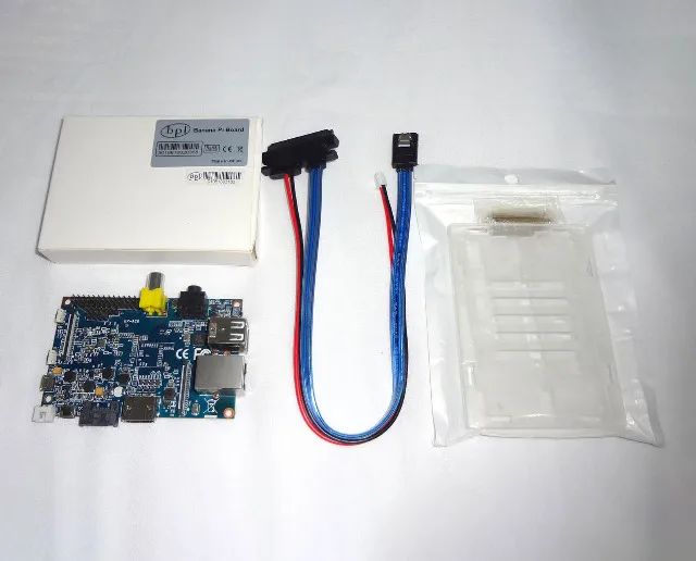 Placa SBC Banana Pi Dual Core 1GB com Sata + Case Modular - Na Caixa
