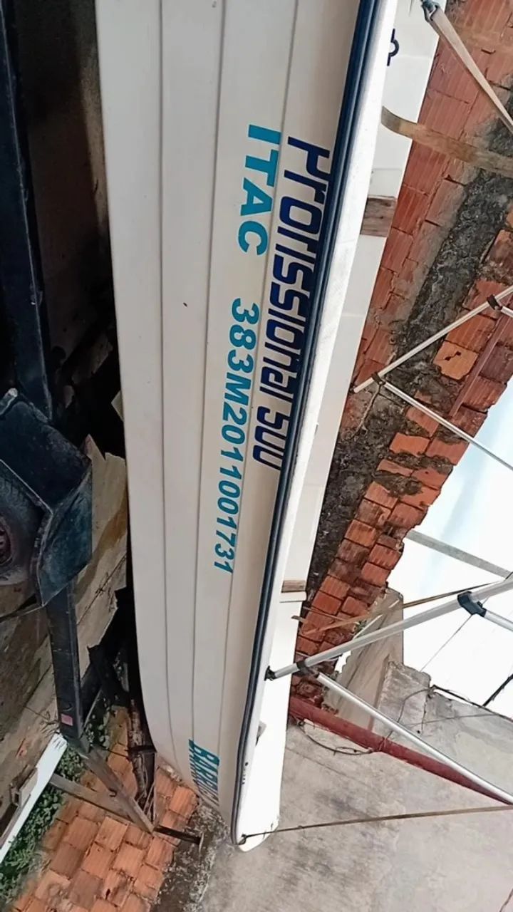 Lancha Rápida, 5 Metros, casco duplo, com capota e âncora. - Foto 12