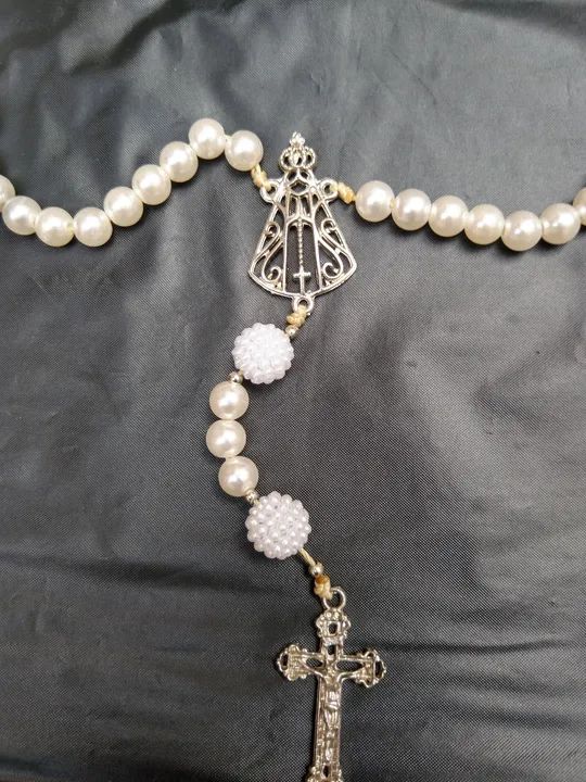 Terços Rosários de pérolas brancas e azuis com crucifixo - Foto 3