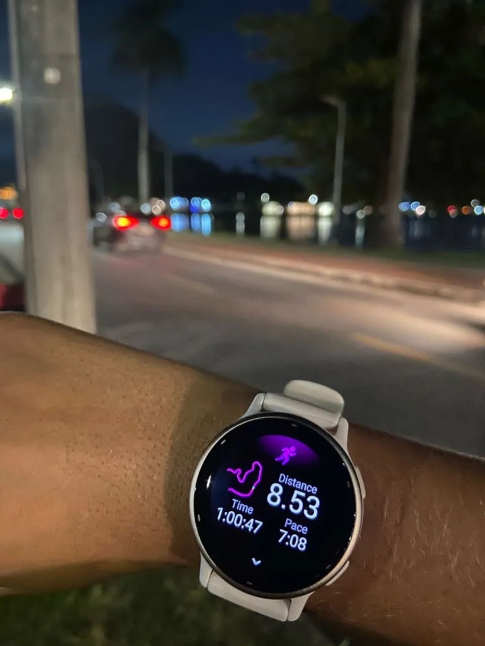 Smartwatch Garmin Vivoactive 5 Branco - Foto 2