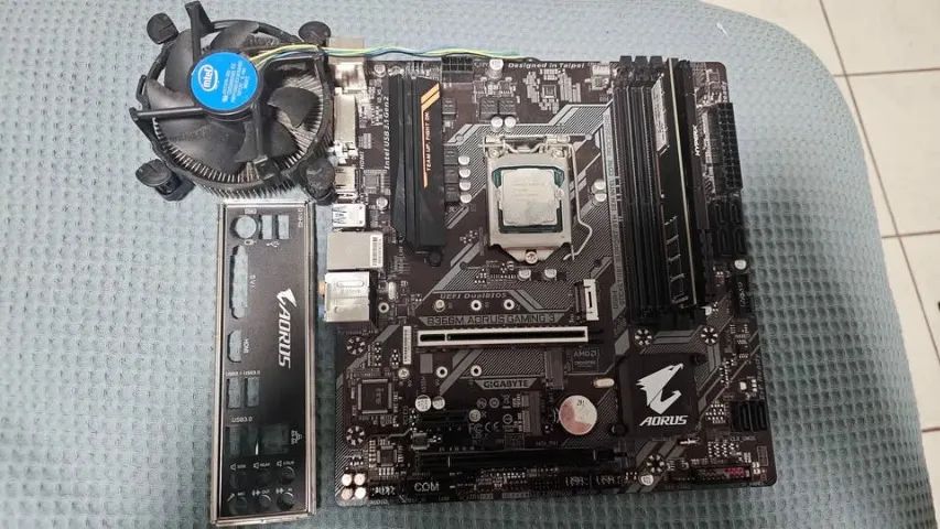 Kit i5 9400+ 16GB Memoria